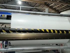 四层复合气泡膜机 (2)