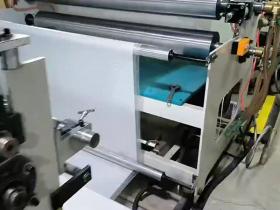 四层复合气泡膜机 (1)