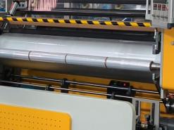 HT-2000型缠绕膜机